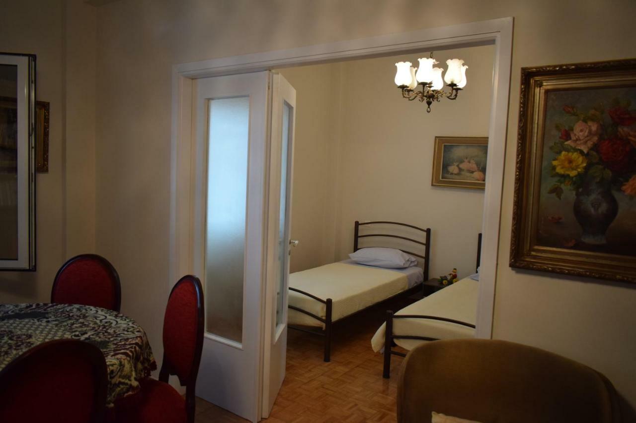 George Apartment Athens Exterior photo